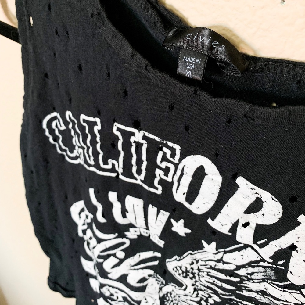 Muscle Crop Top - Picture 2 of 2